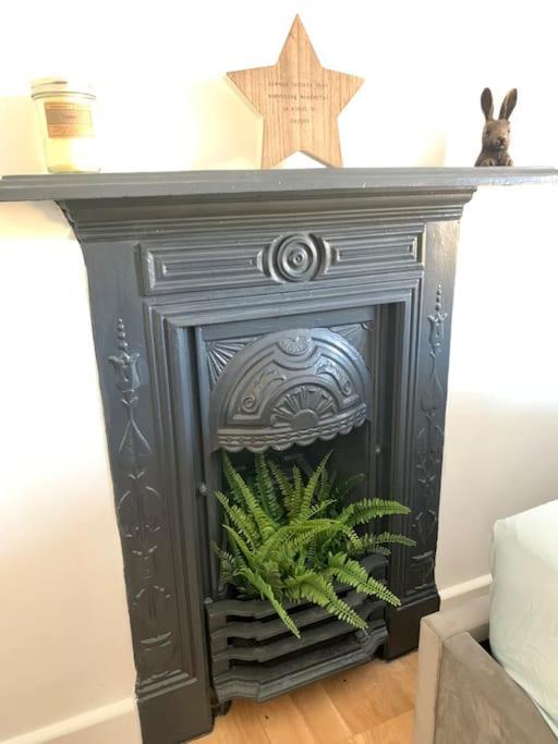 Renovated Miner'S Cottage - Family & Dog Friendly Abertillery Eksteriør bilde